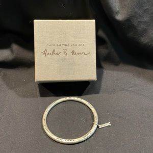 Heather B. Moore Bangle Bracelet Sterling Silver 1.6 oz Dog Bone Charm  8”